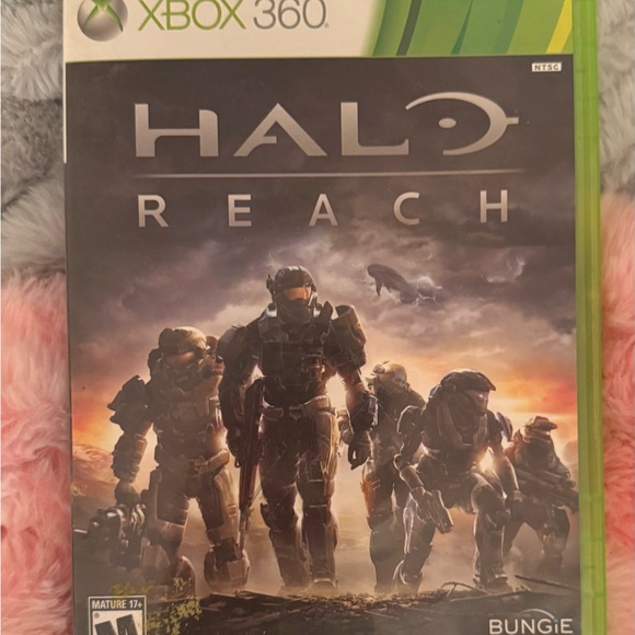 Halo: Reach and Halo 3: ODST for Xbox 360 - Picture 3 of 5